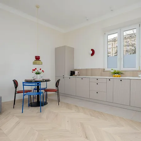 Bright Rakowiecka Near Pole Mokotowskie By Renters Apartment Warsaw
