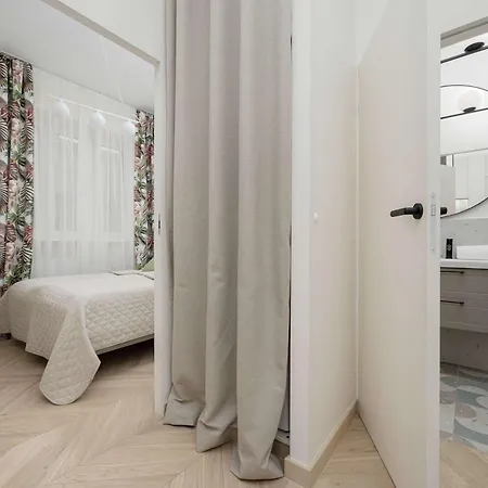 Apartmán Bright Rakowiecka Near Pole Mokotowskie By Renters *